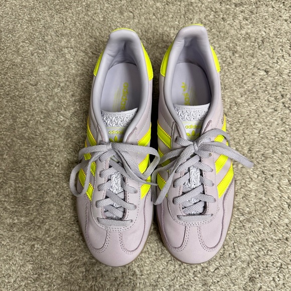 adidas Originals Gazelle sneakers in purple and yellow, worn once - Picture 4 of 5